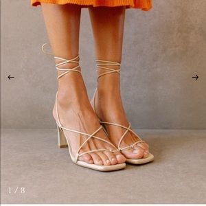 Alohas Bellini Ivory White Leather Heeled Lace Up Sandals